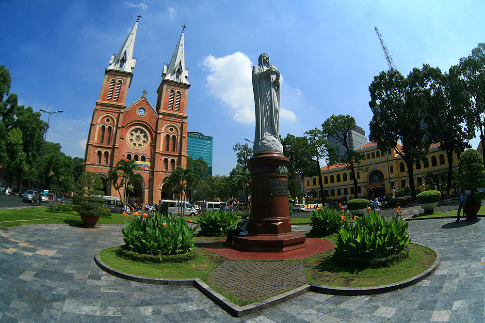 Nhà thờ Đức Bà Sài Gòn